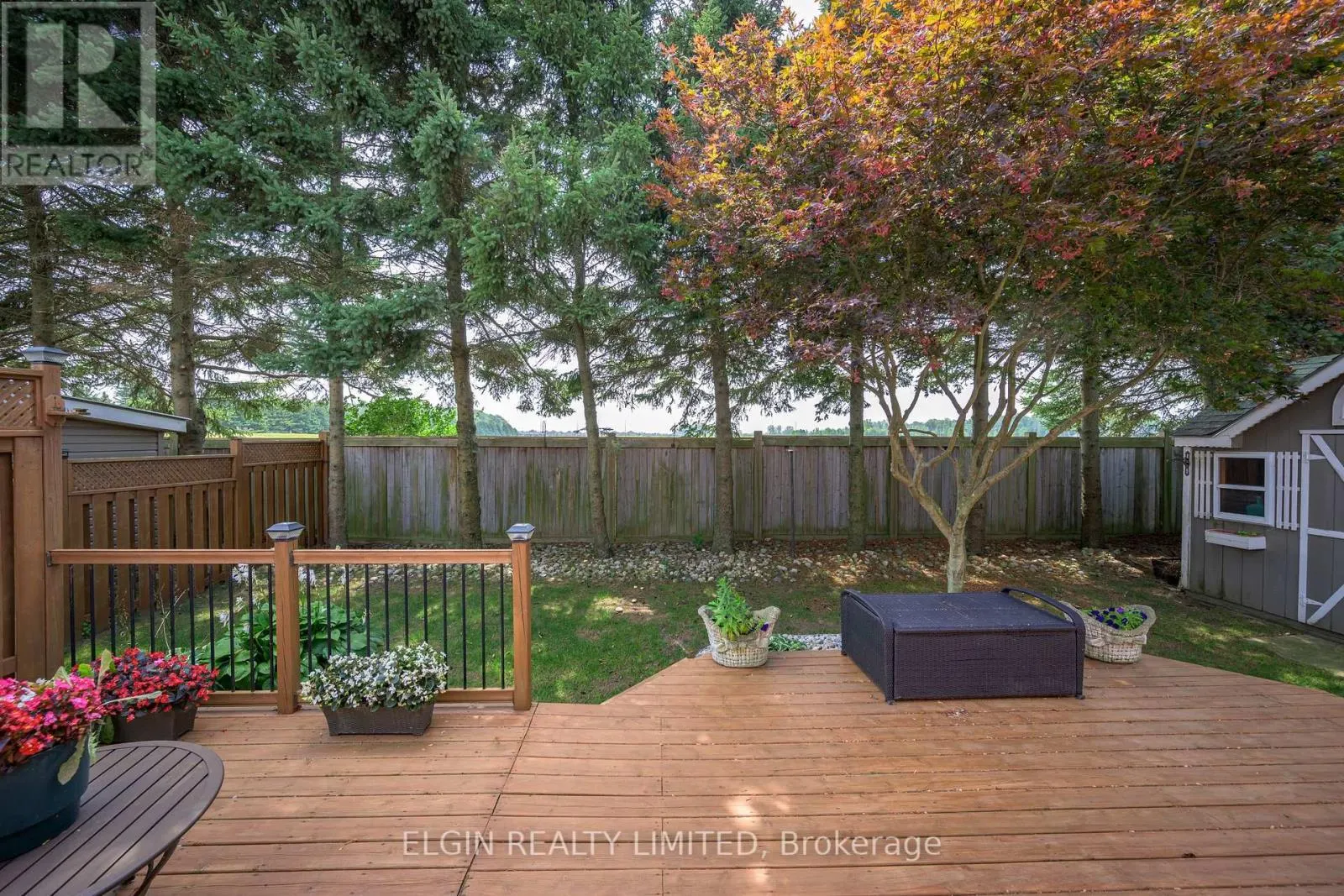 20 BEECHWOOD CIRCLE
