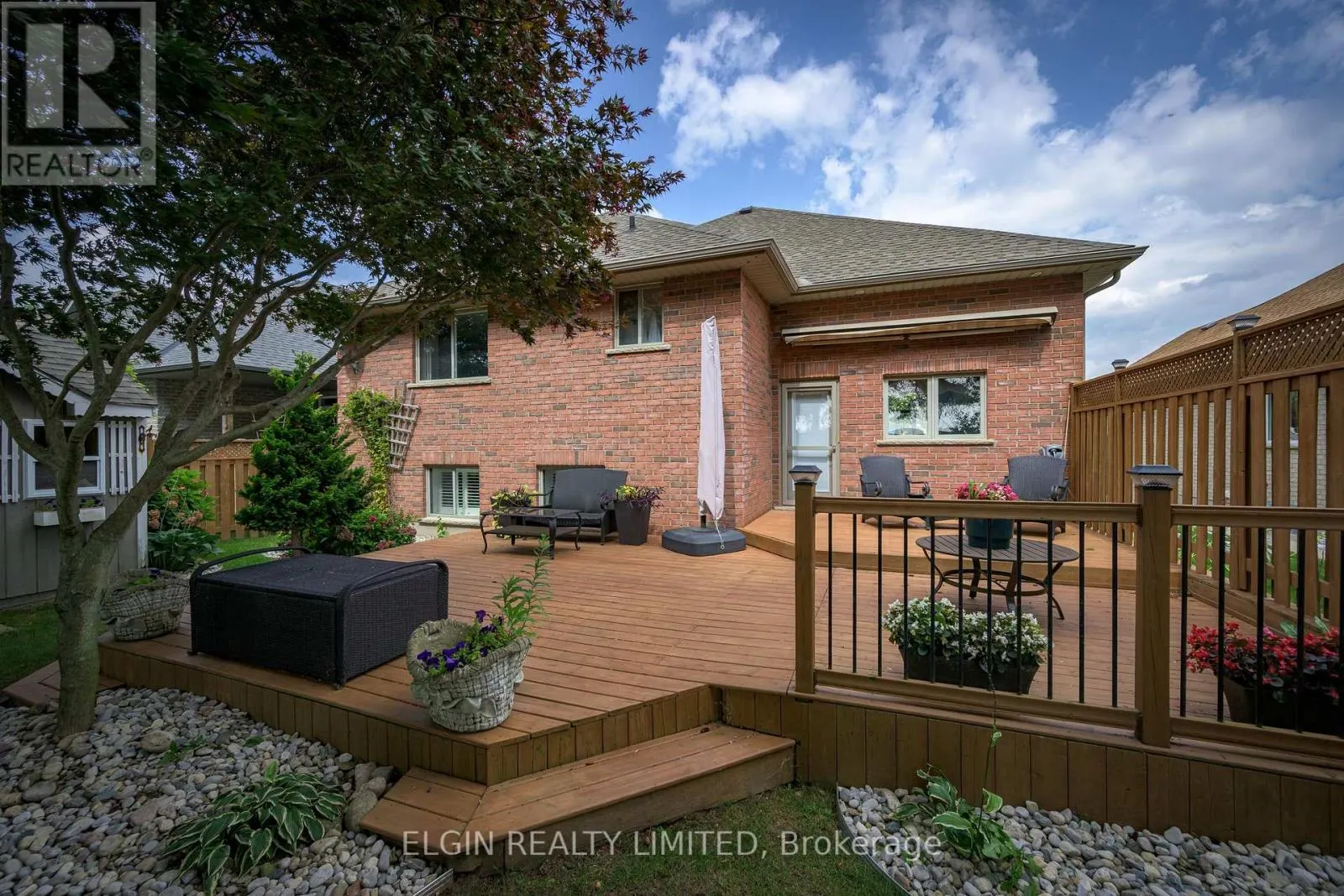 20 BEECHWOOD CIRCLE