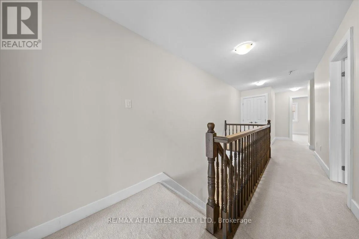 102 HURDIS WAY