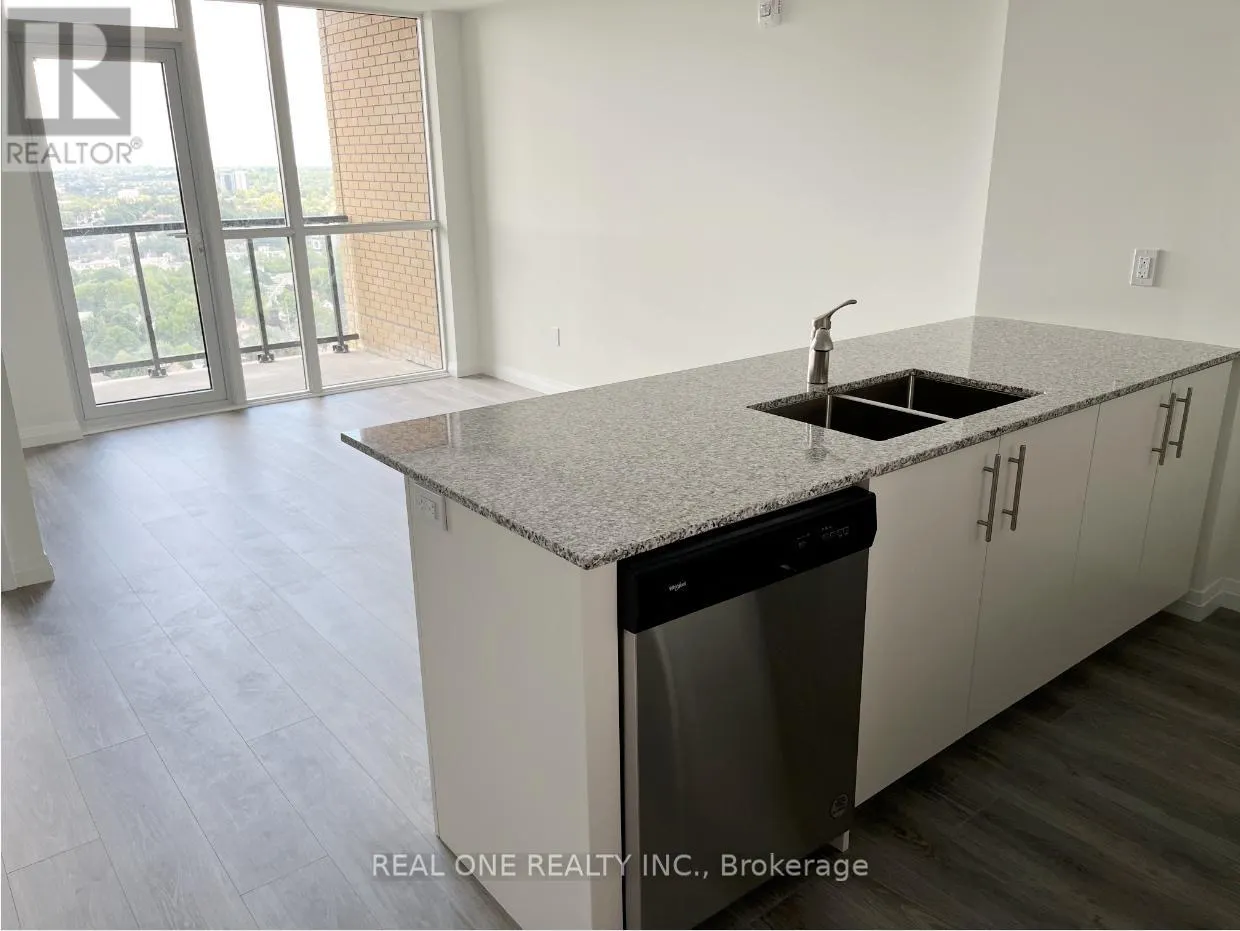 2607 - 108 GARMENT STREET