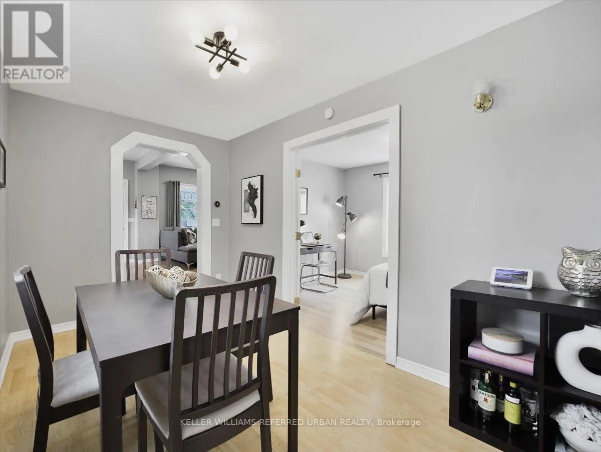 5 HILL AVENUE