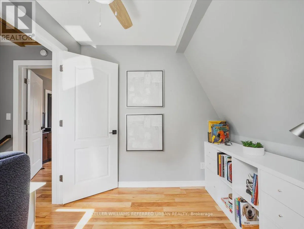 5 HILL AVENUE