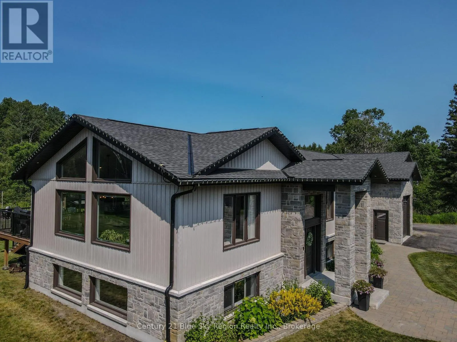 1147 MAPLE HILL ROAD