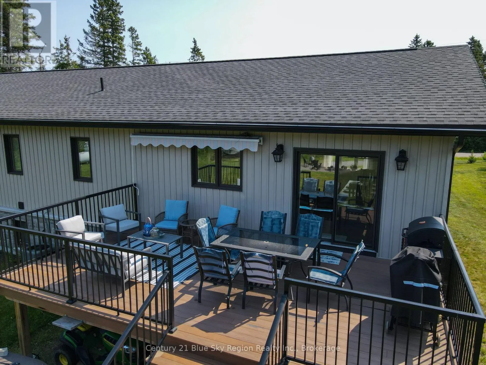 1147 MAPLE HILL ROAD