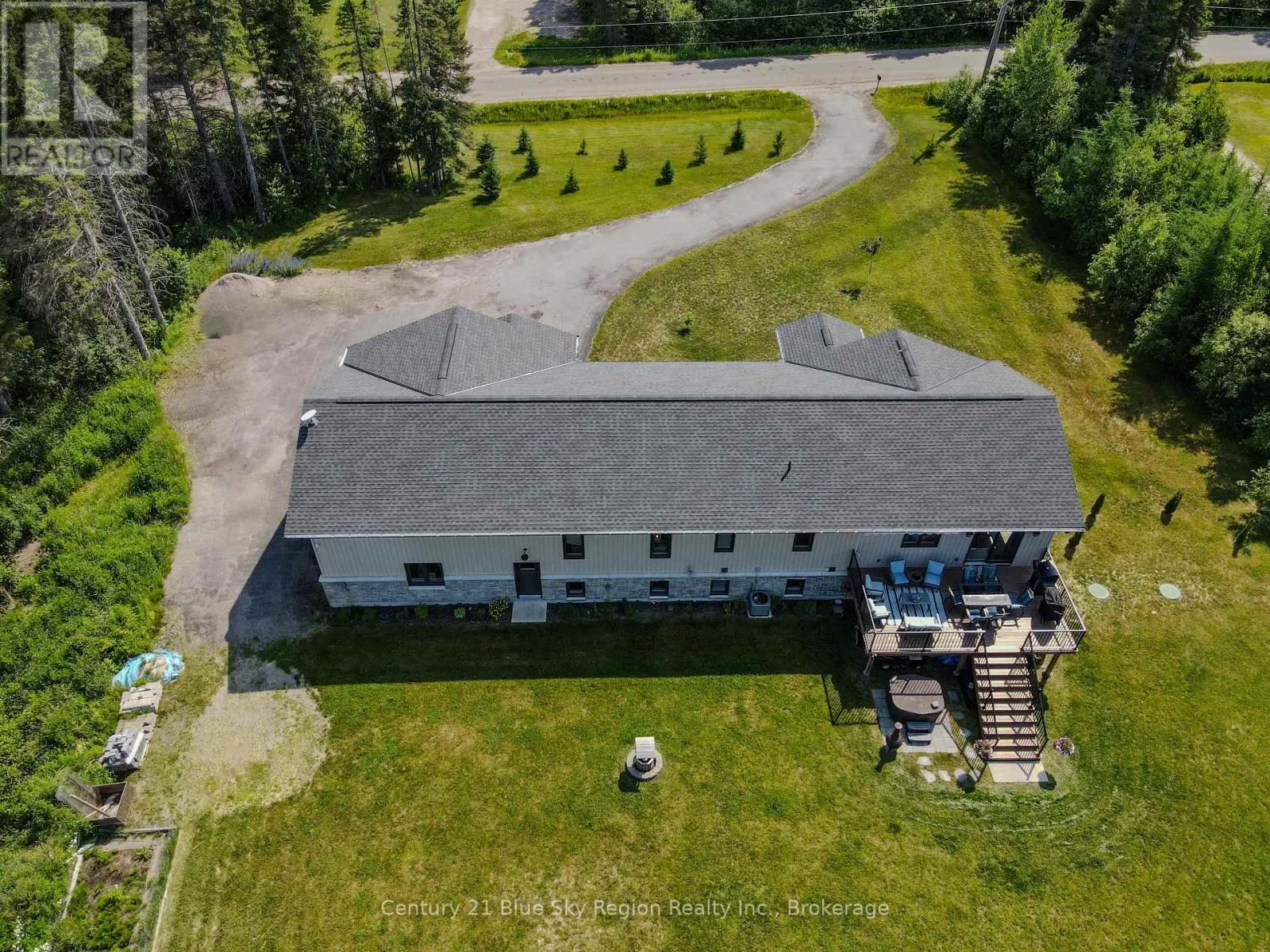 1147 MAPLE HILL ROAD