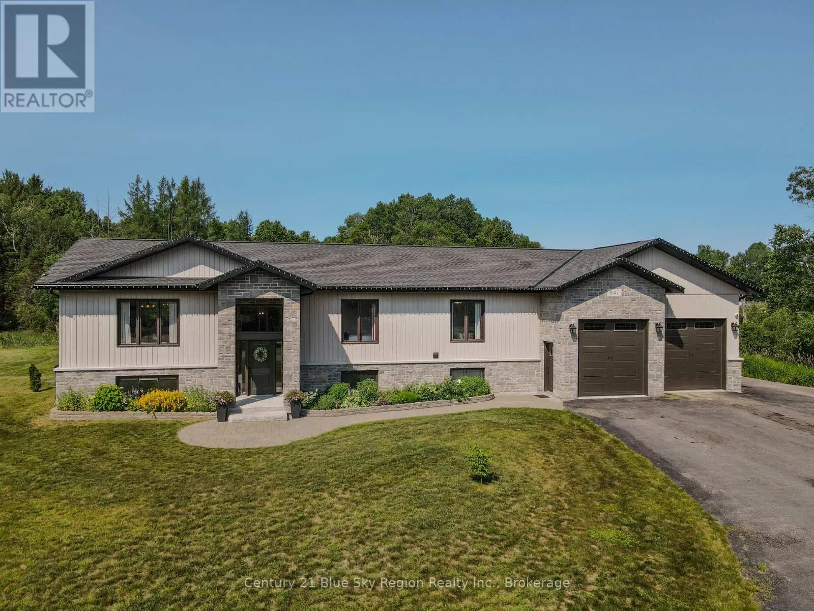 1147 MAPLE HILL ROAD