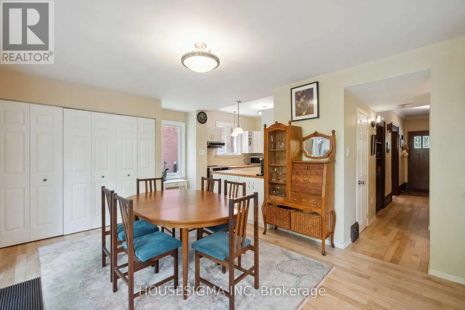 19 OAKLAND AVENUE