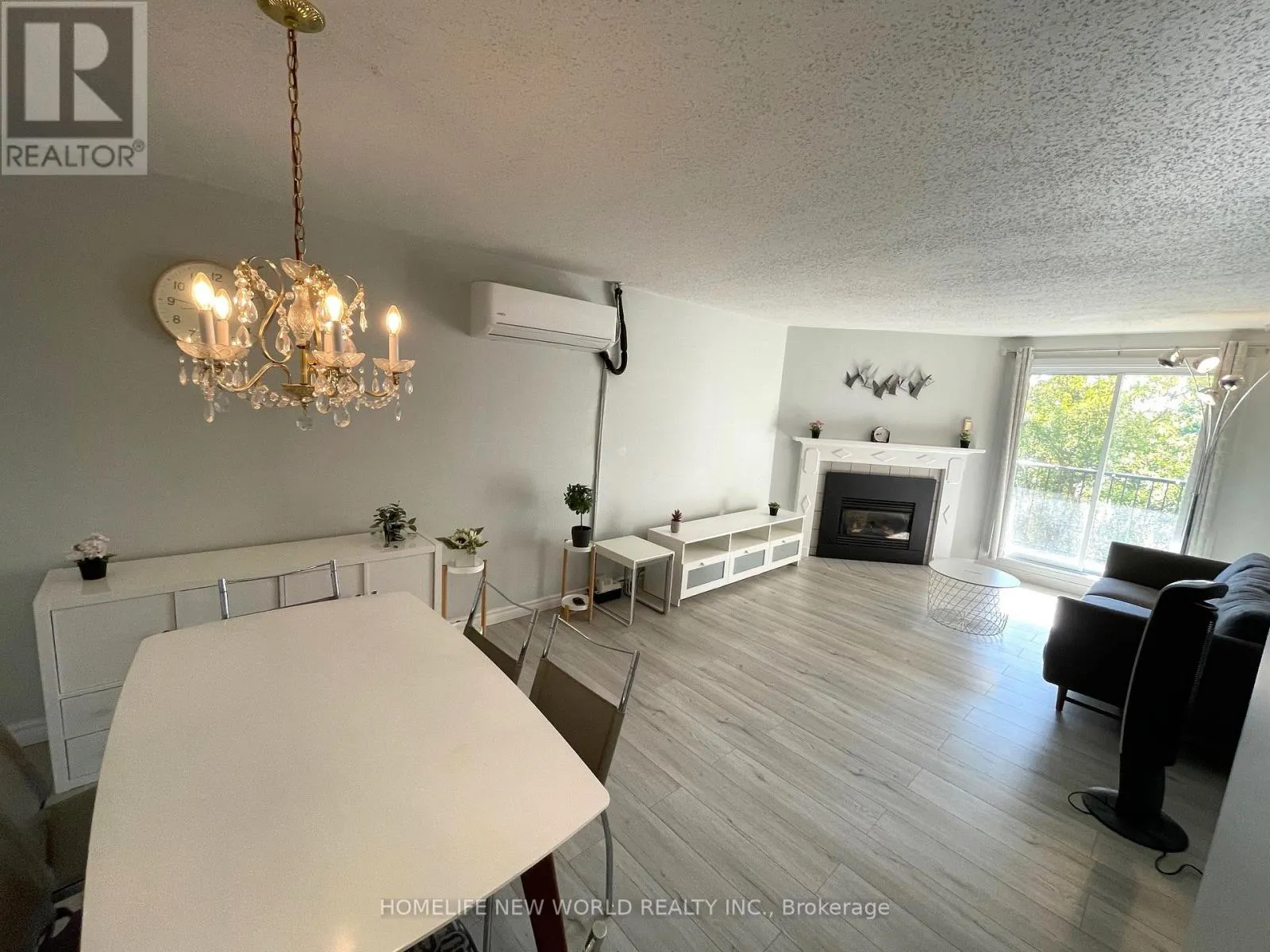 317 - 733 DEVERON CRESCENT