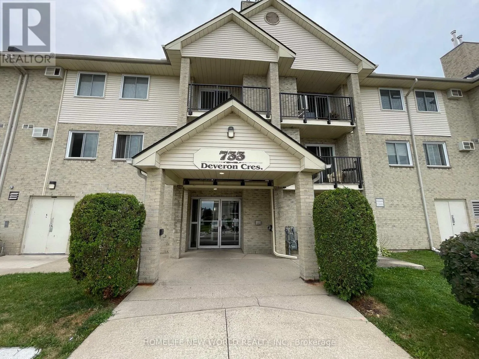 317 - 733 DEVERON CRESCENT