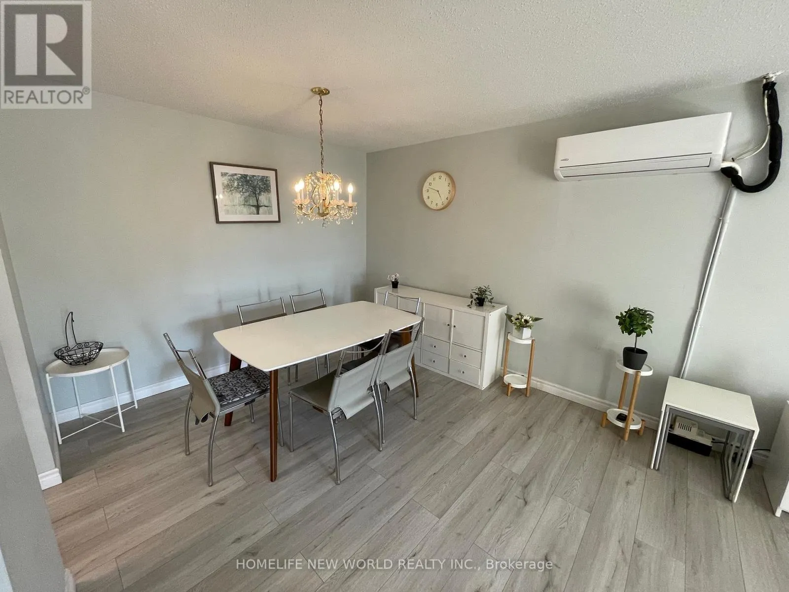 317 - 733 DEVERON CRESCENT