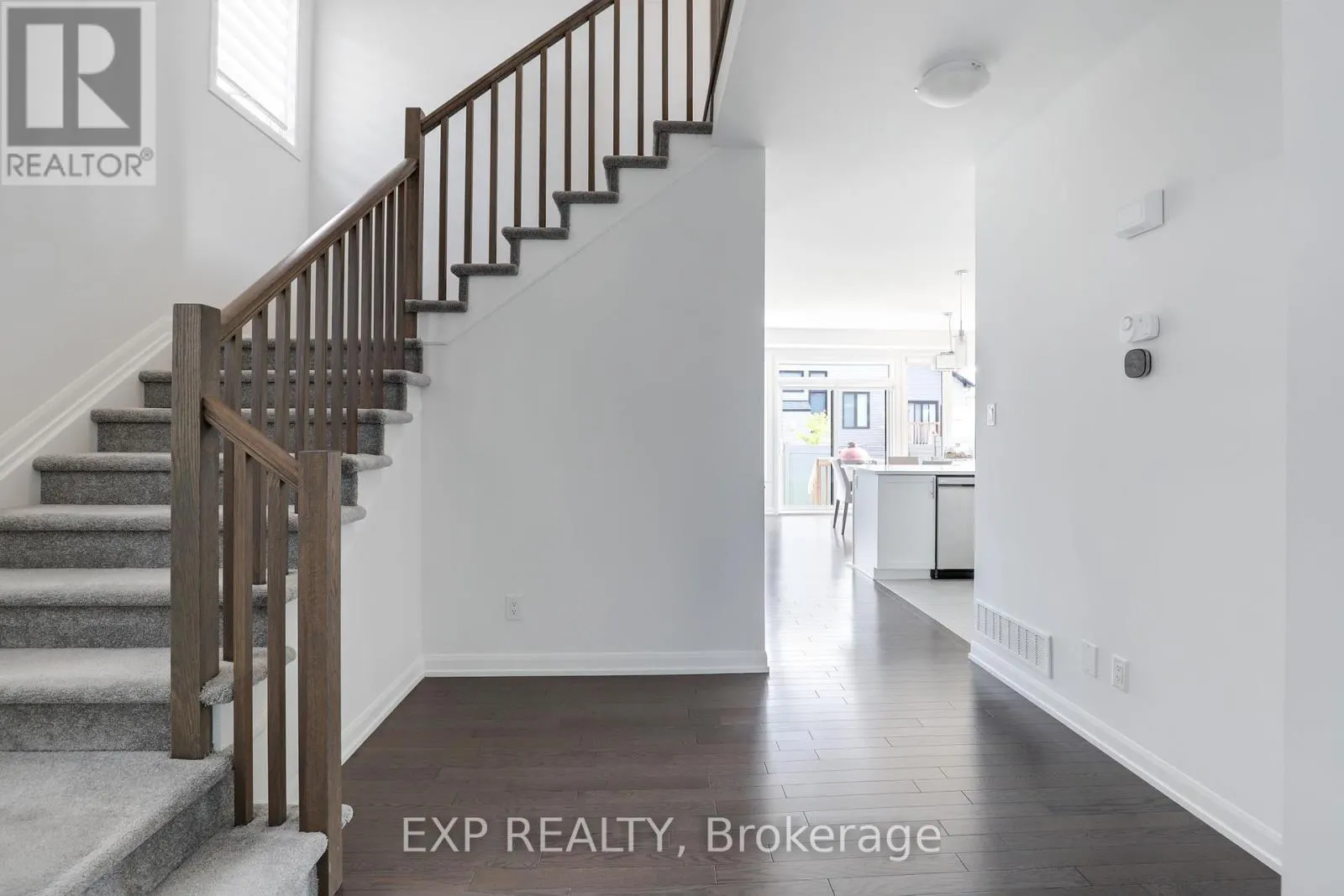 418 STERLING AVENUE