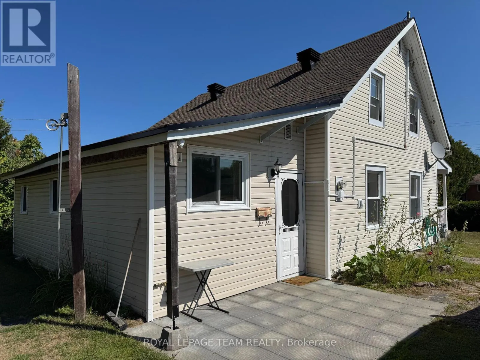 22 WILSON STREET