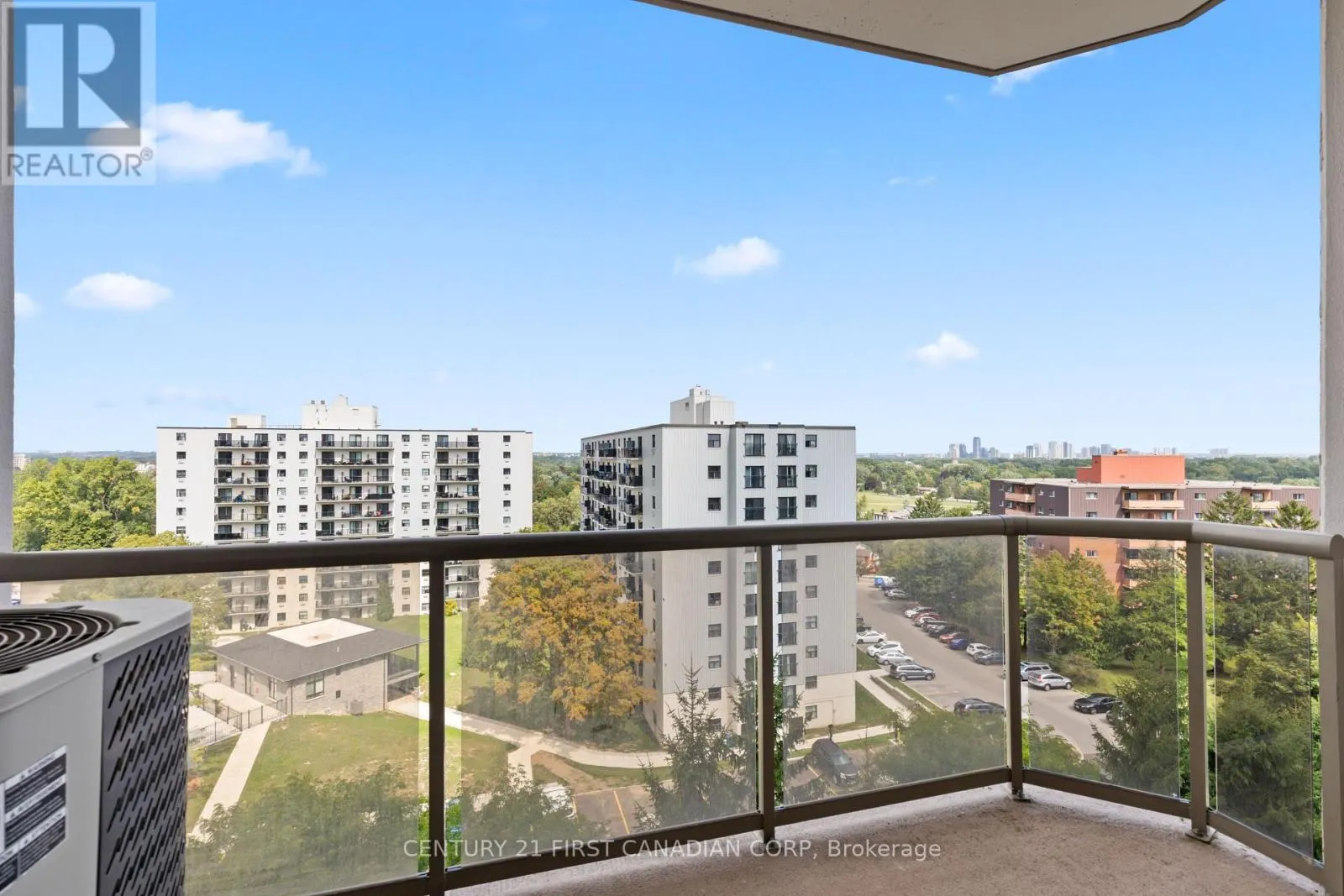 701 - 353 COMMISSIONERS ROAD W, #701