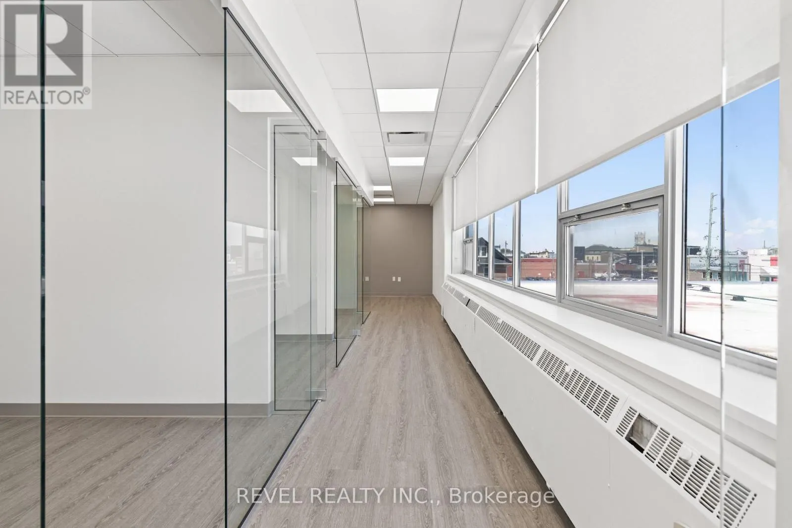 UPPER 3 - 34 CAMBRIDGE STREET S, #Upper 3