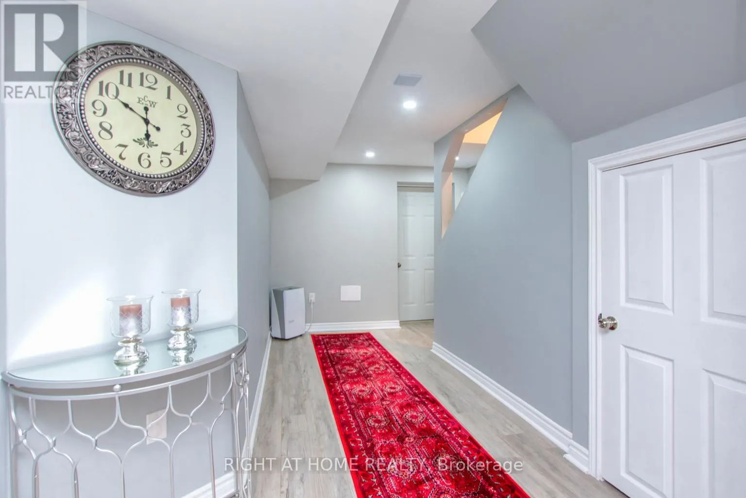 117 CHARTWELL CIRCLE
