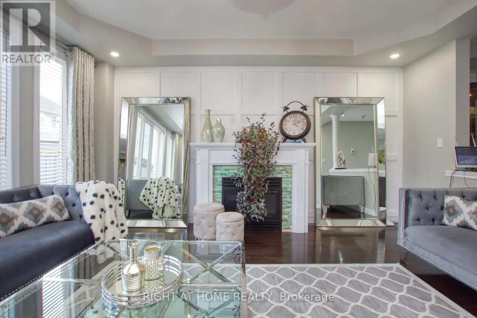 117 CHARTWELL CIRCLE