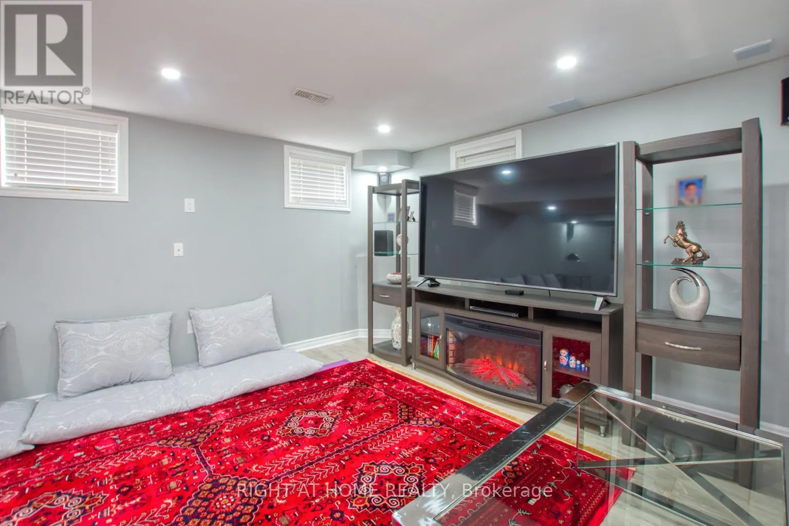 117 CHARTWELL CIRCLE