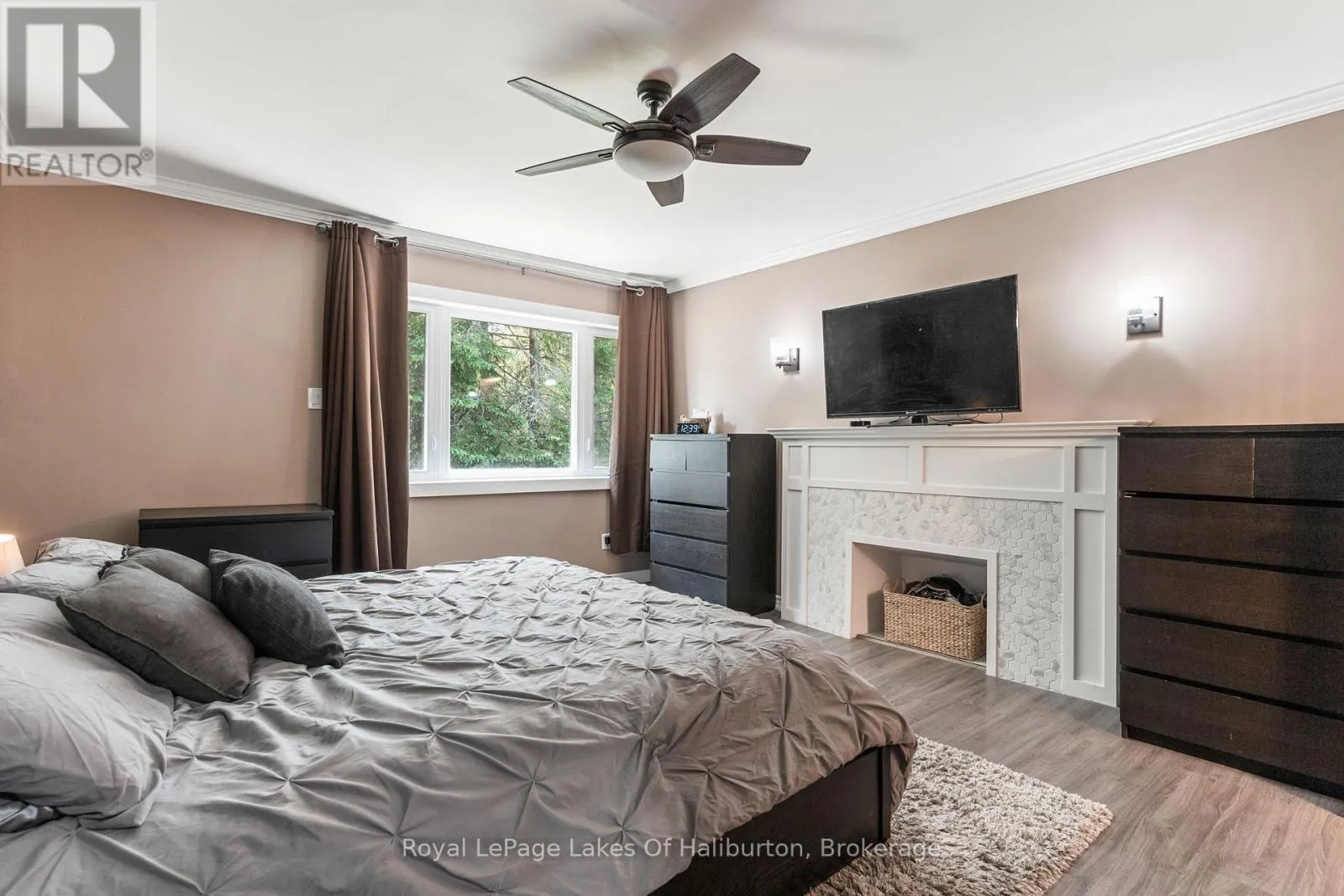3875 LOOP ROAD