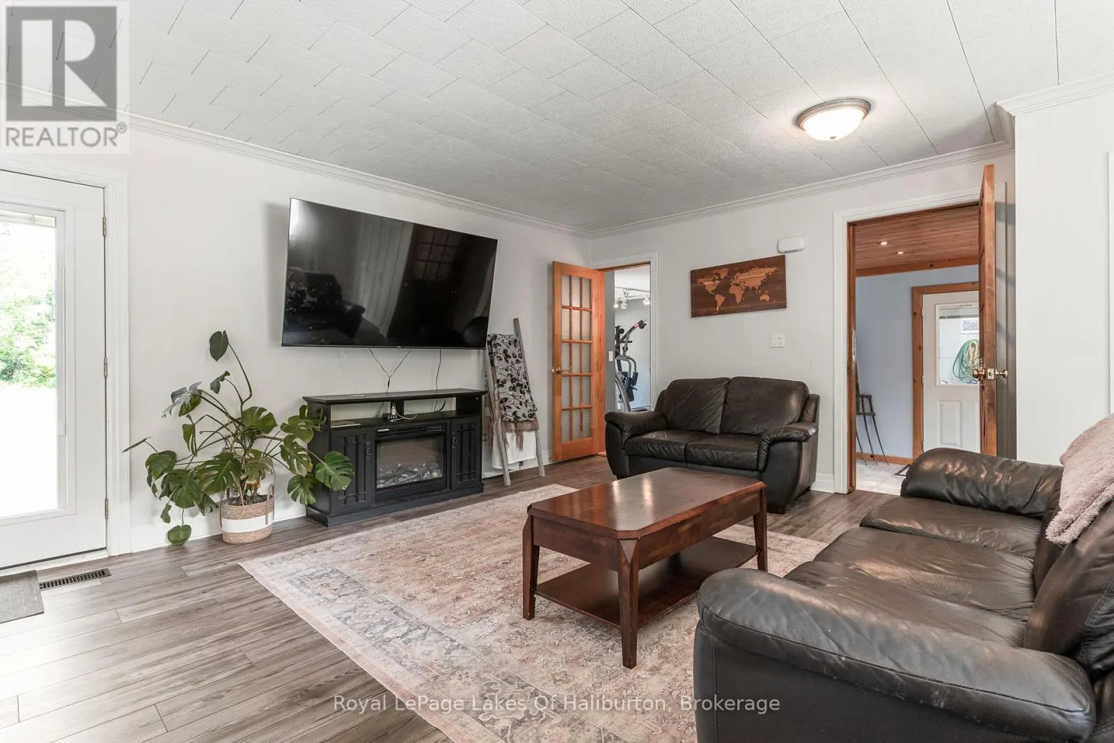 3875 LOOP ROAD