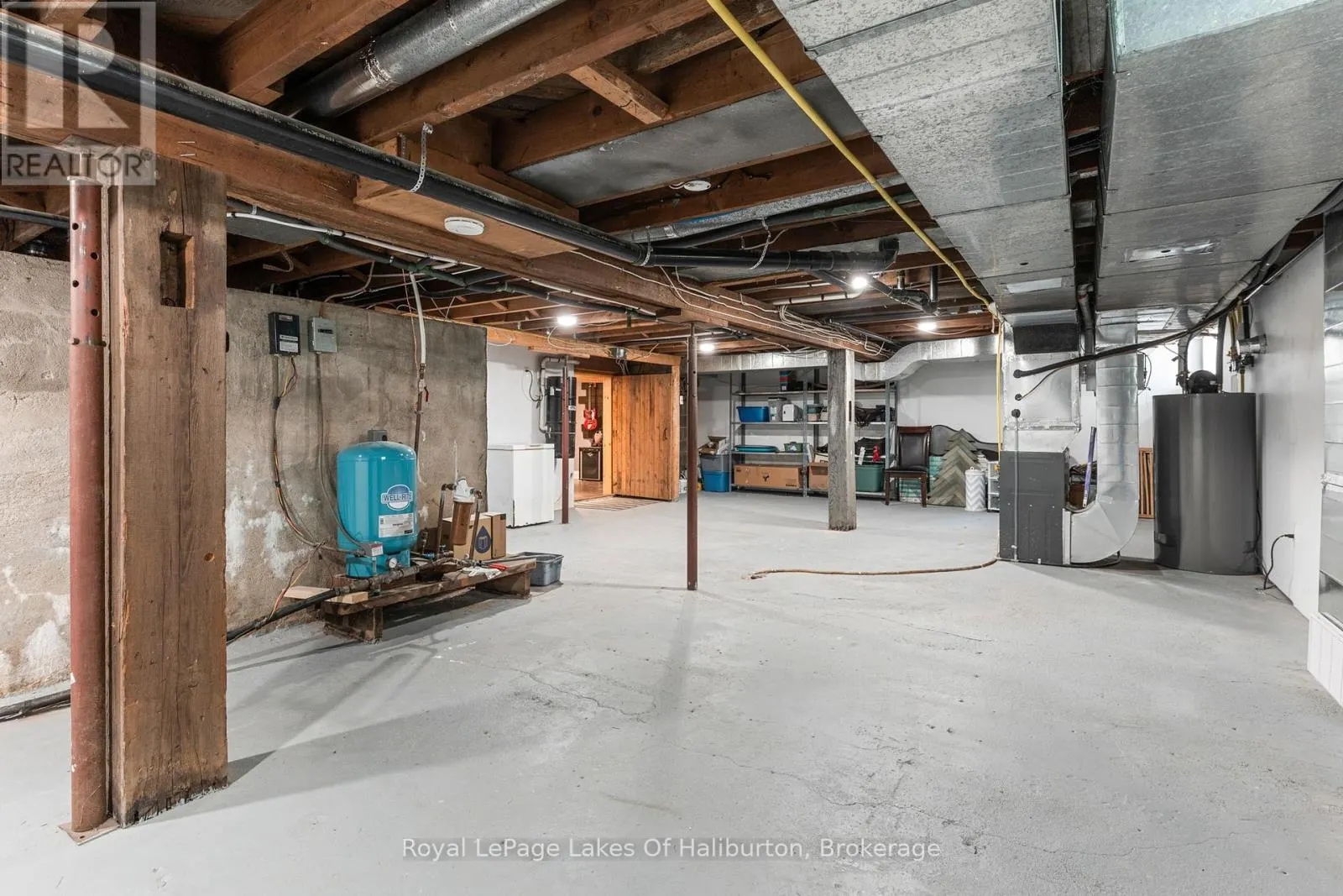 3875 LOOP ROAD