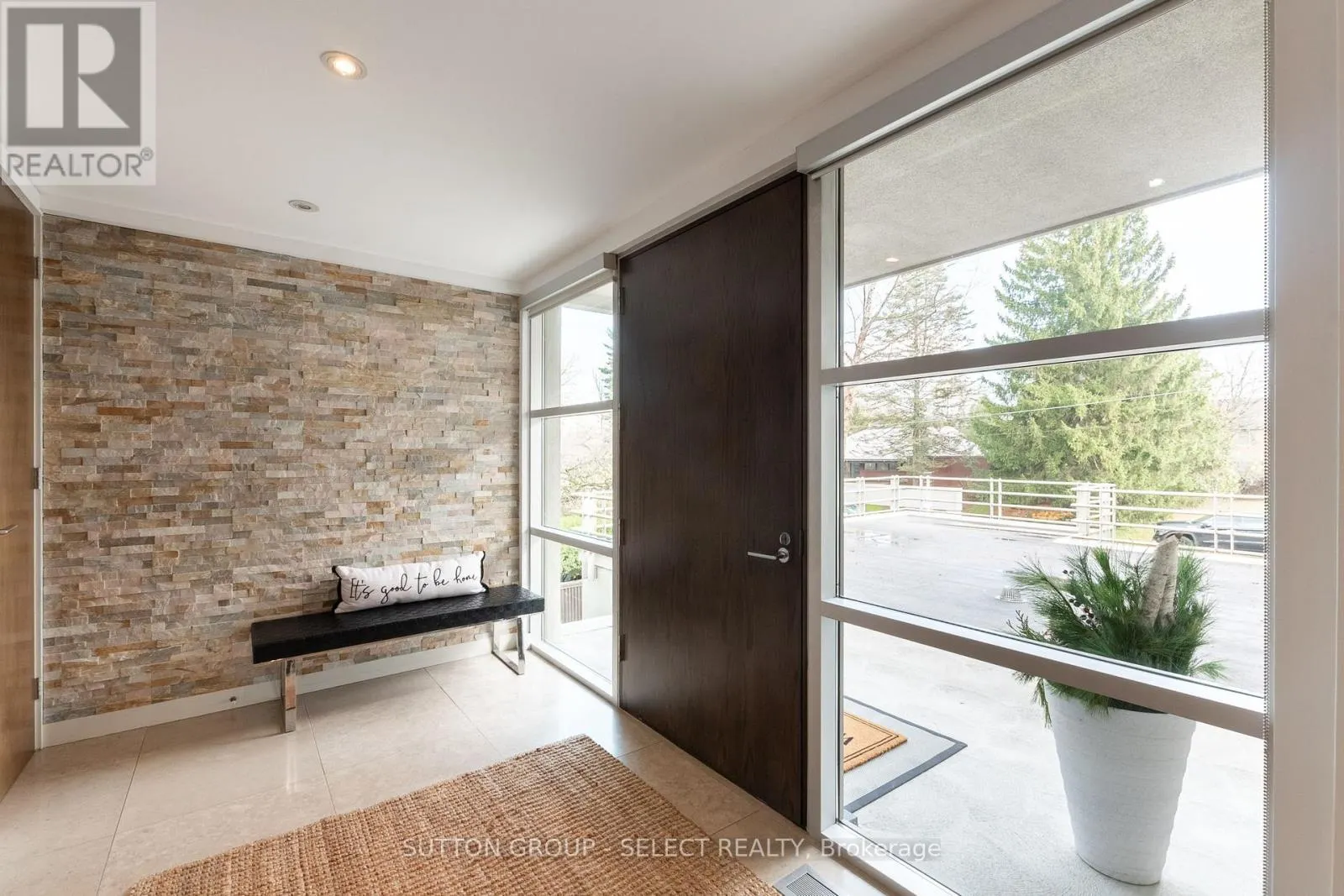 1455 CORLEY DRIVE