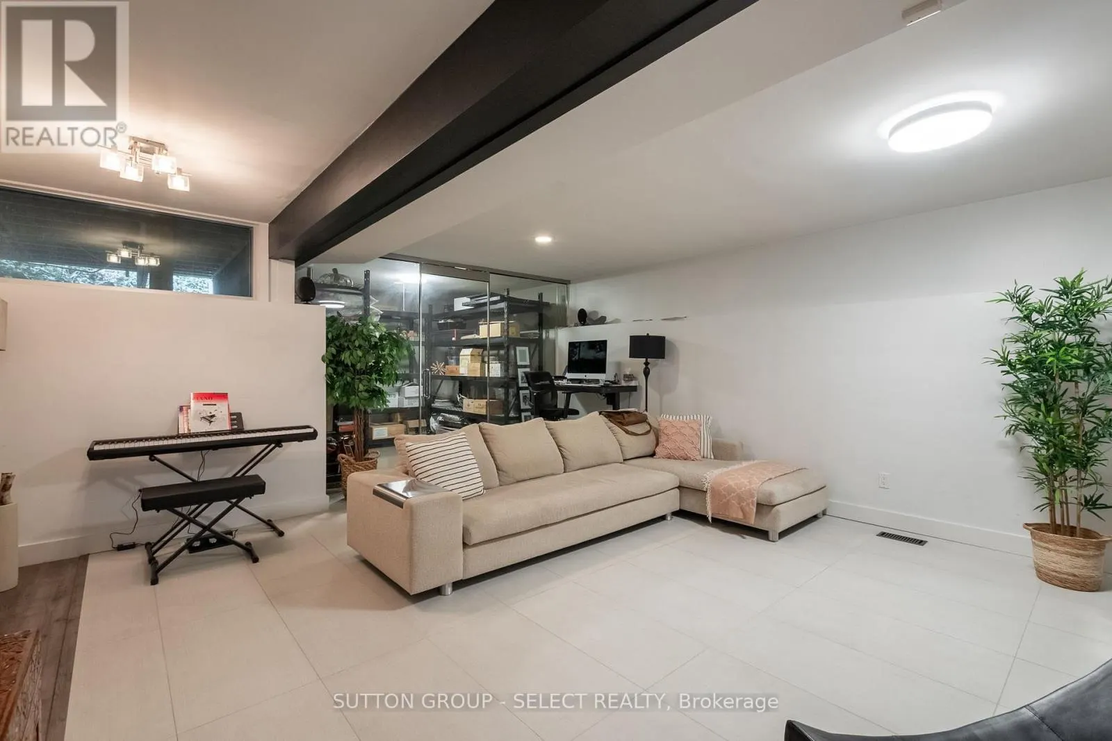 1455 CORLEY DRIVE