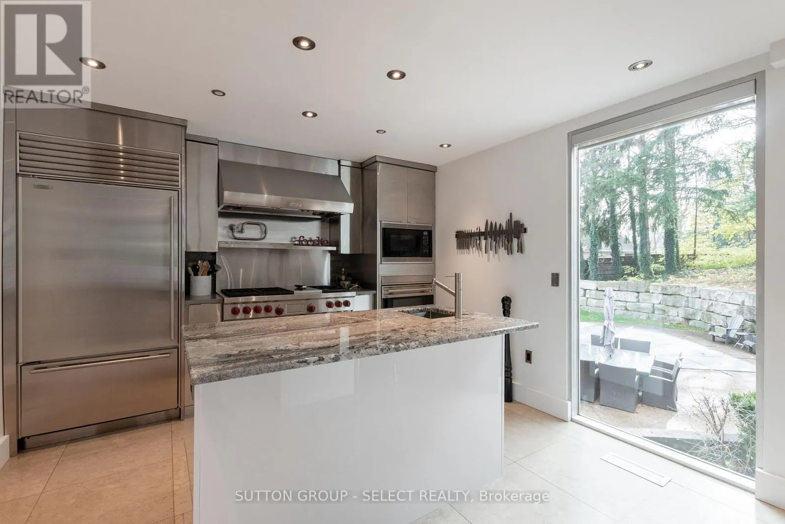 1455 CORLEY DRIVE