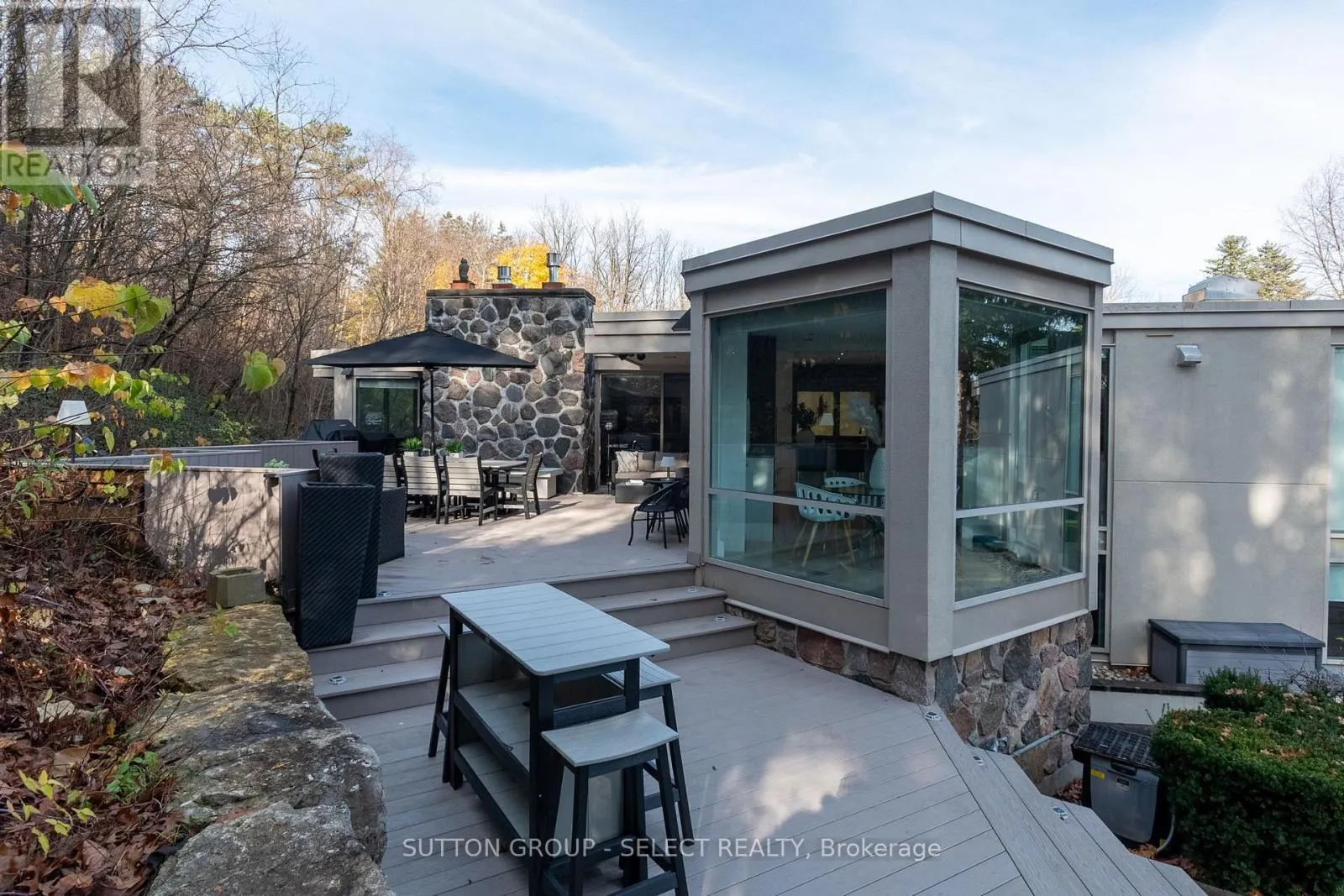 1455 CORLEY DRIVE