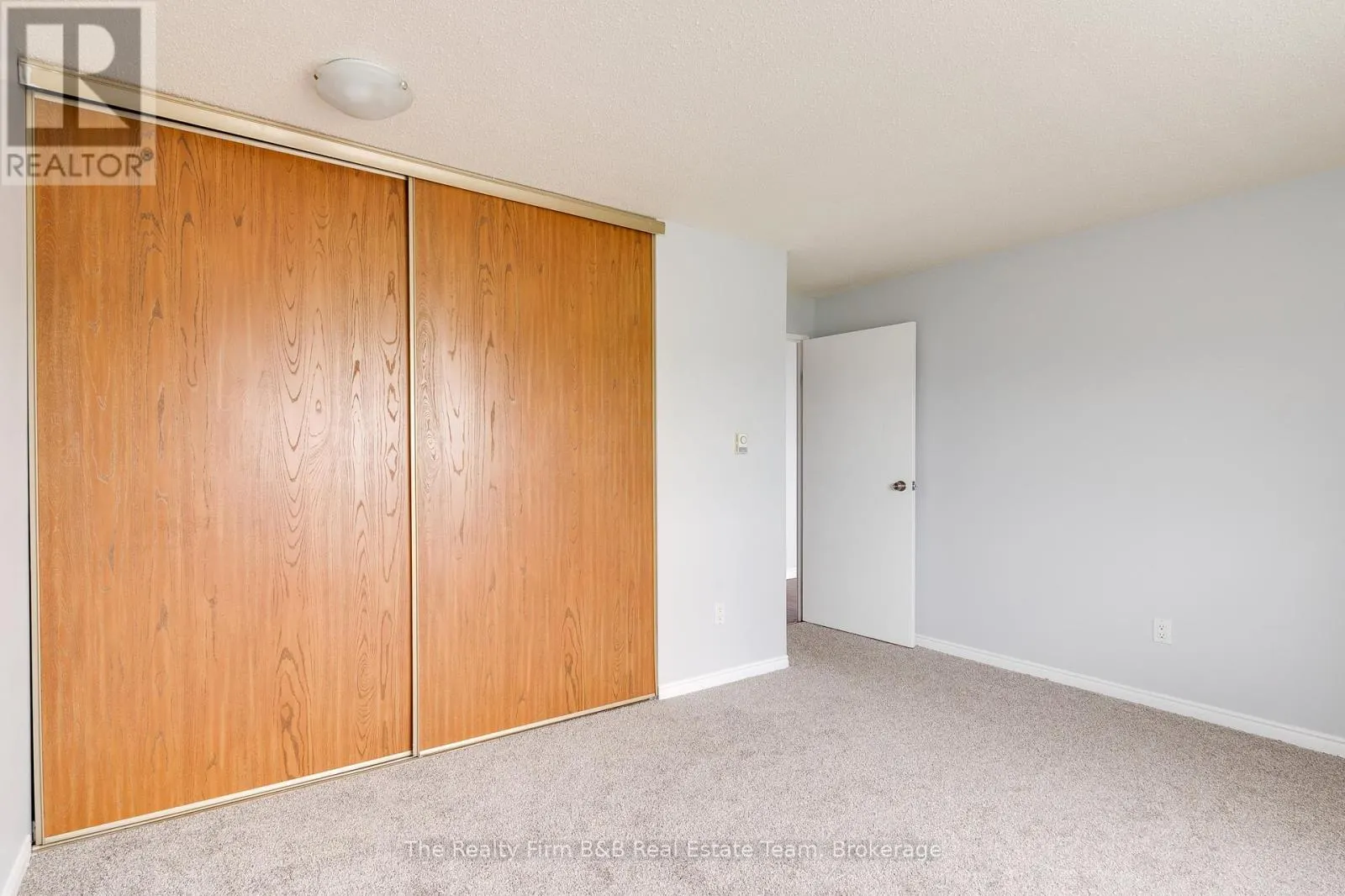 1515 - 45 POND MILLS ROAD, #1515