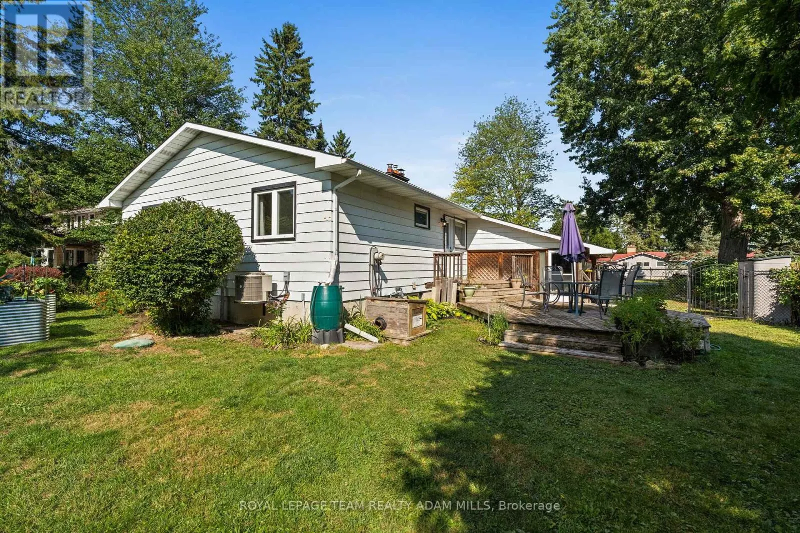 1095 BOUCHER CRESCENT