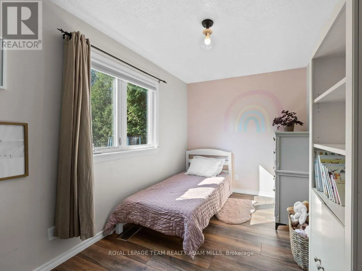 1095 BOUCHER CRESCENT