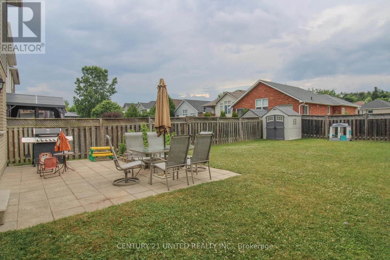 351 SPILLSBURY DRIVE