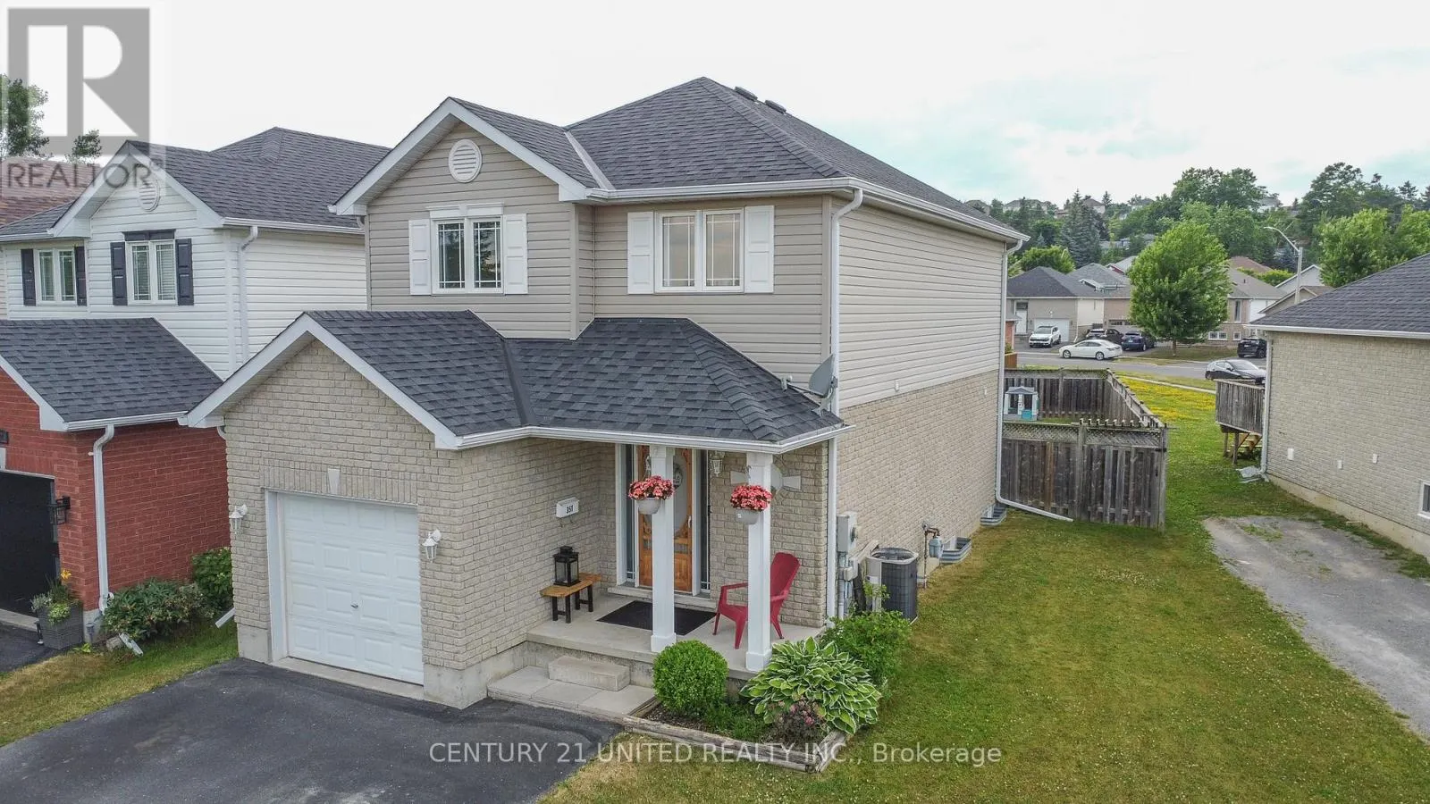 351 SPILLSBURY DRIVE