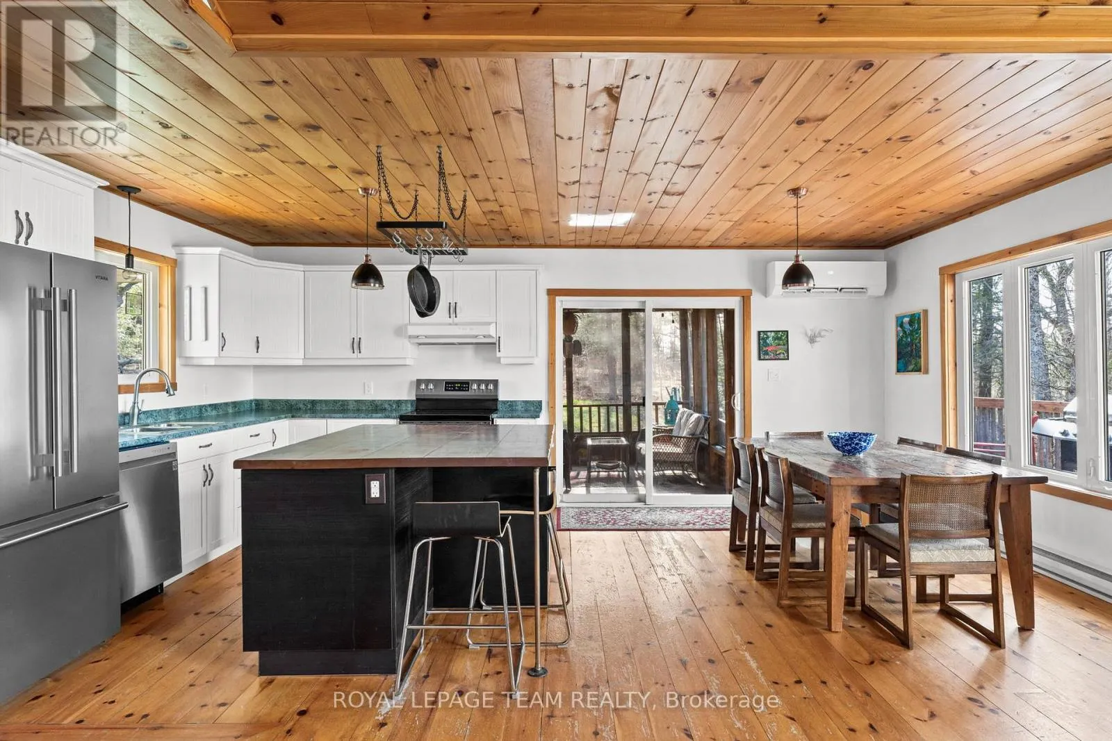 510 31A CLEAR LAKE LANE