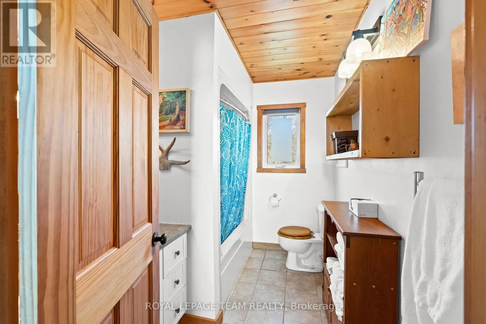 510 31A CLEAR LAKE LANE