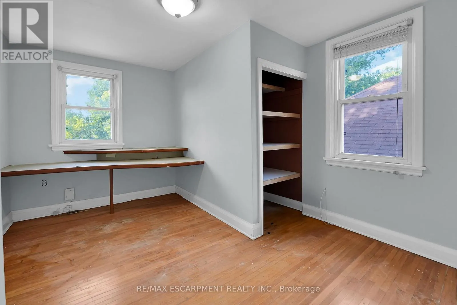9 ARLINGTON AVENUE