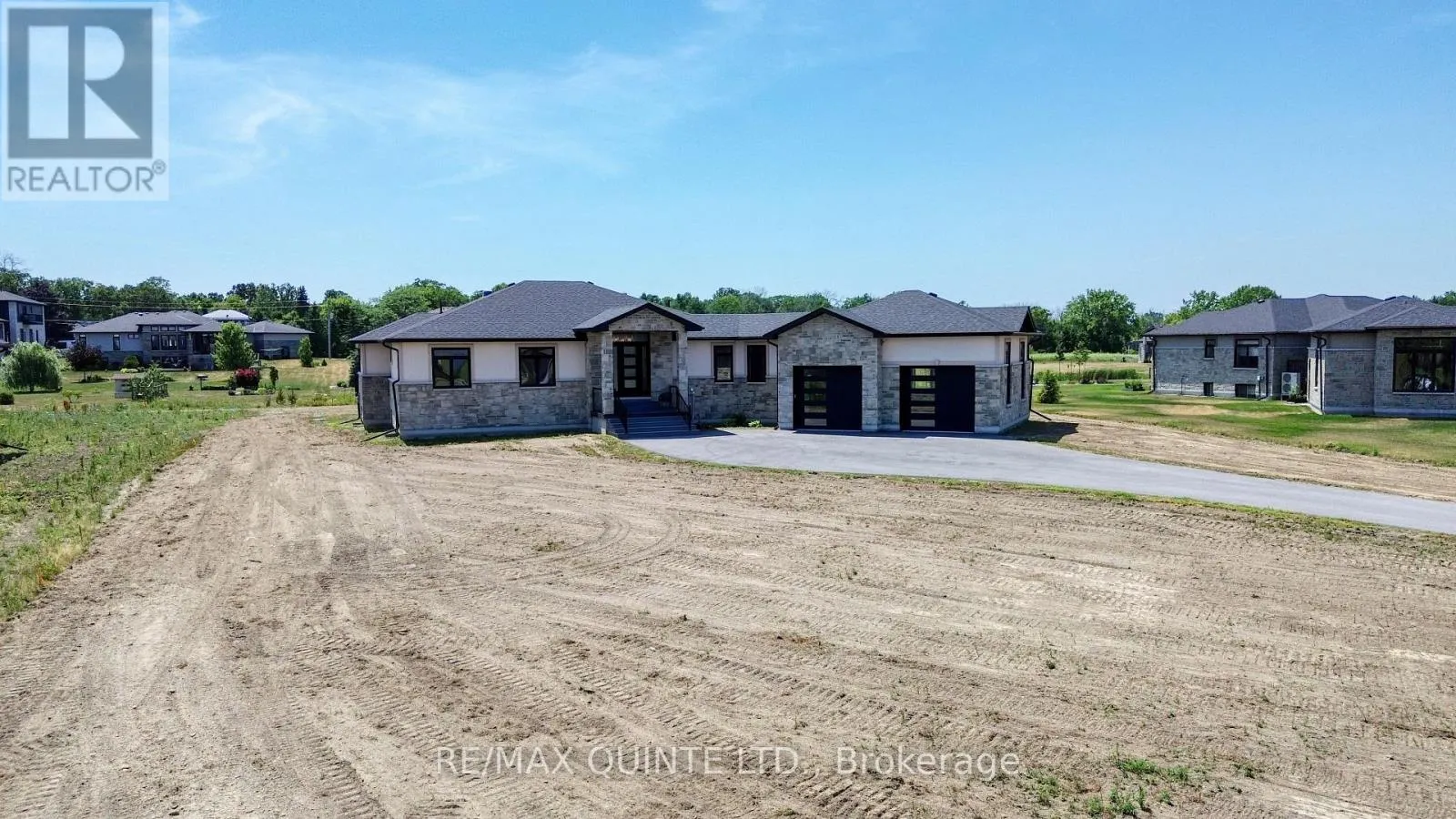 76 NAVIGATION DRIVE