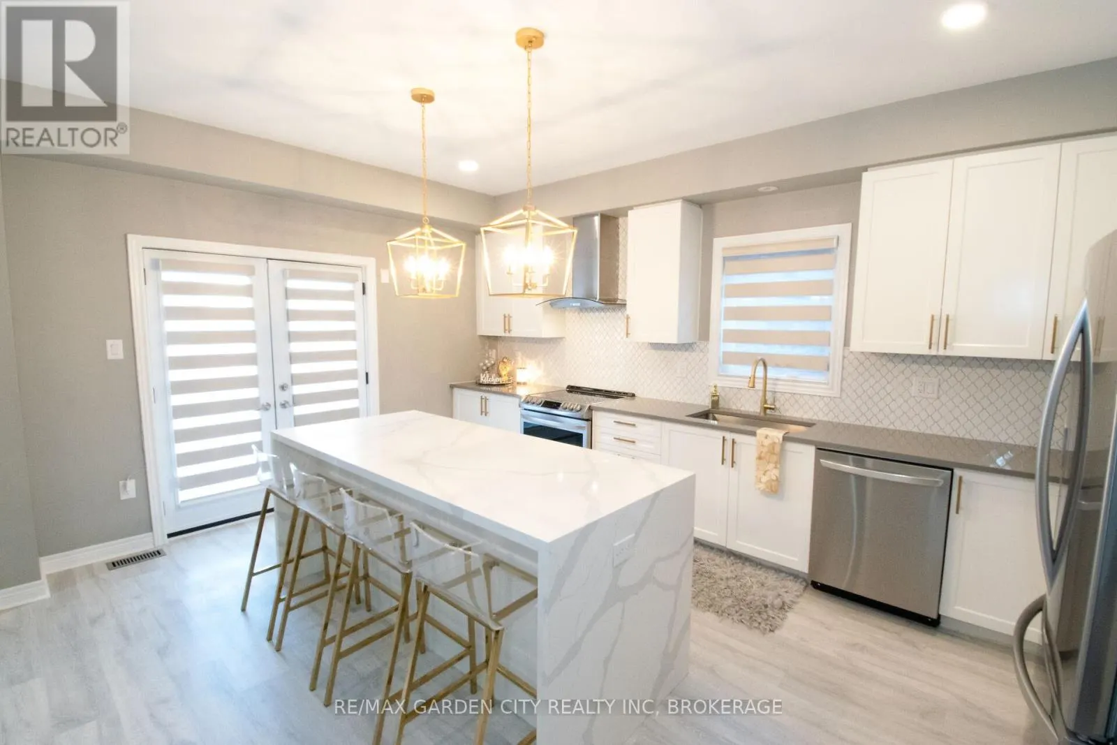 229 SHOREVIEW DRIVE