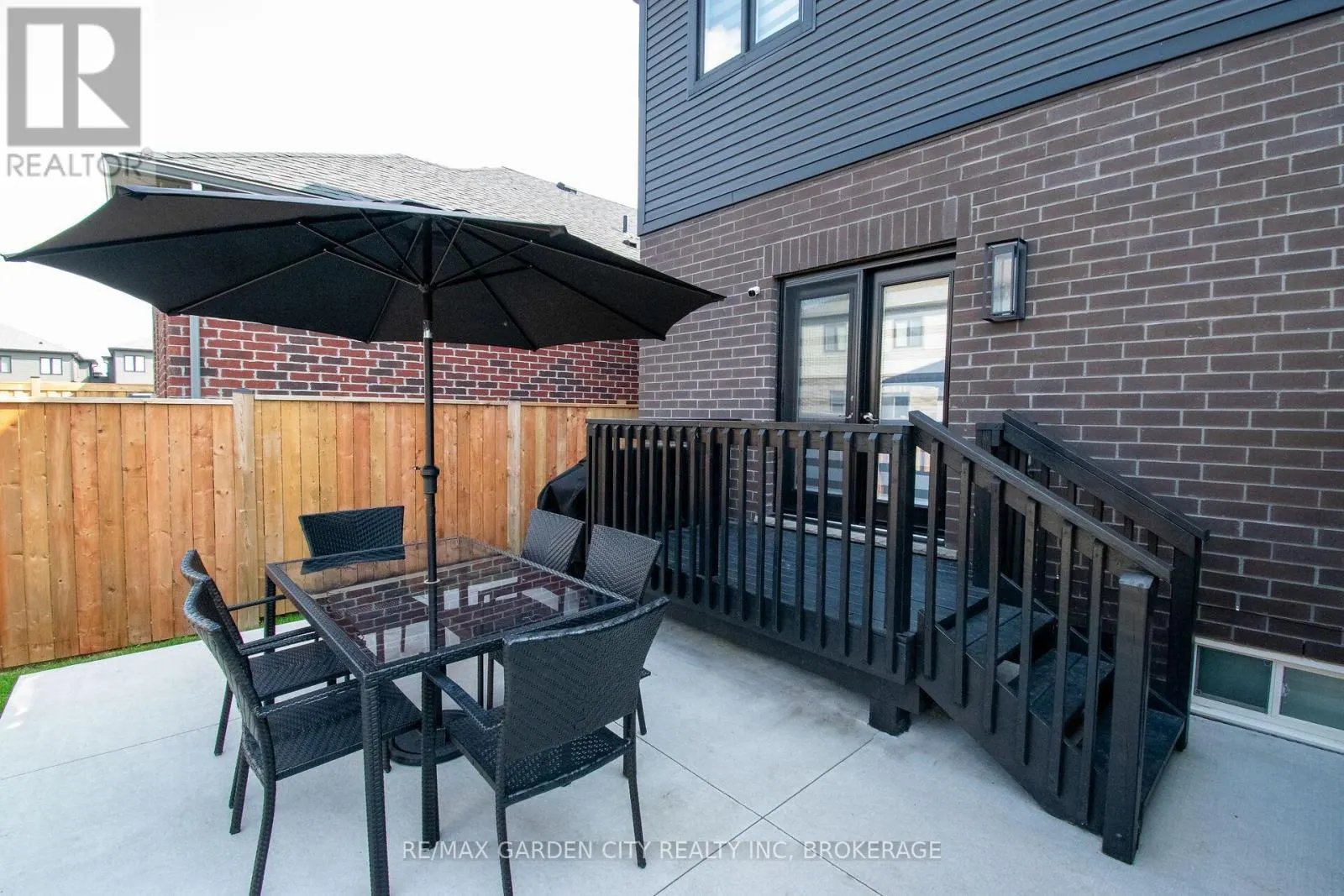 229 SHOREVIEW DRIVE
