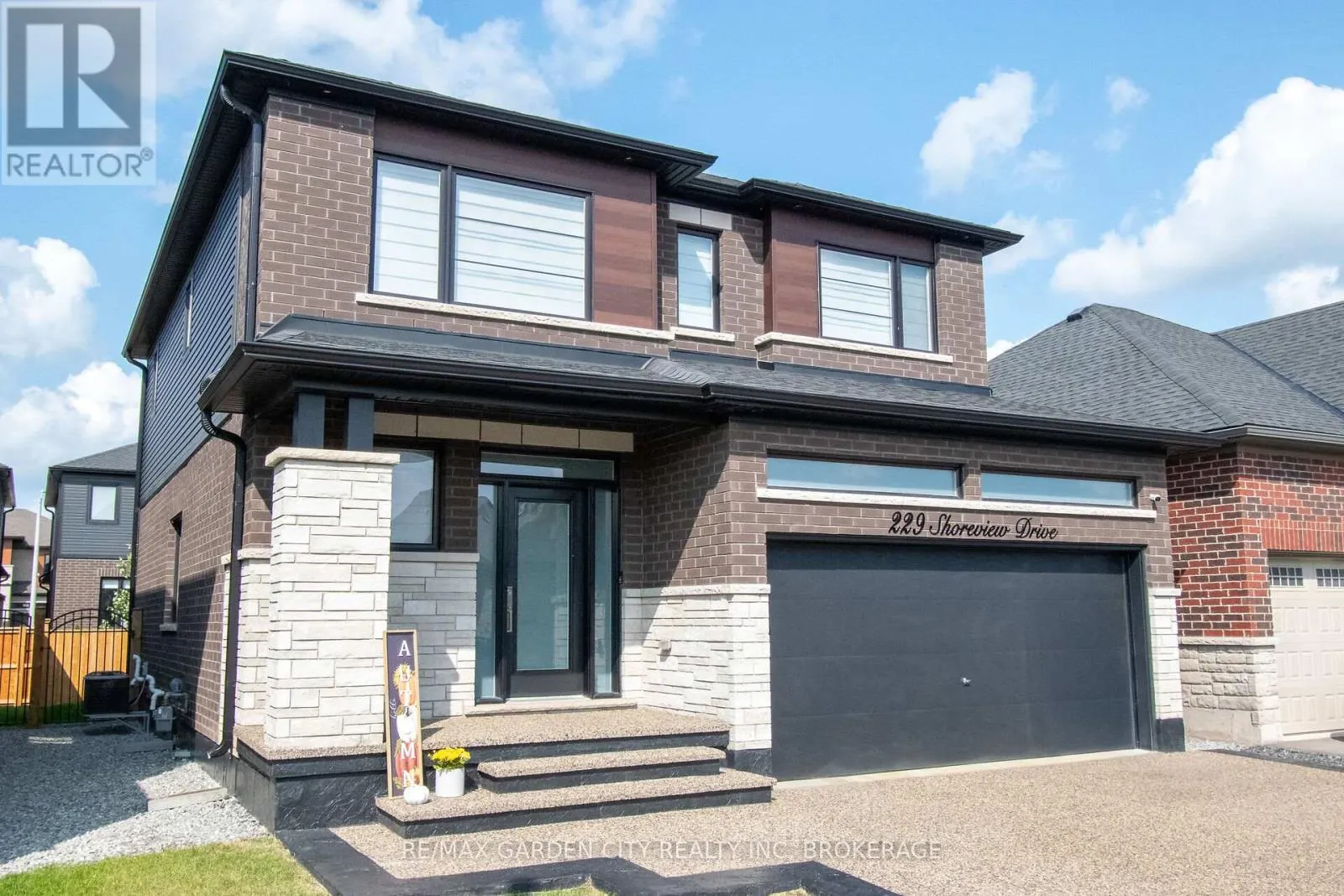 229 SHOREVIEW DRIVE
