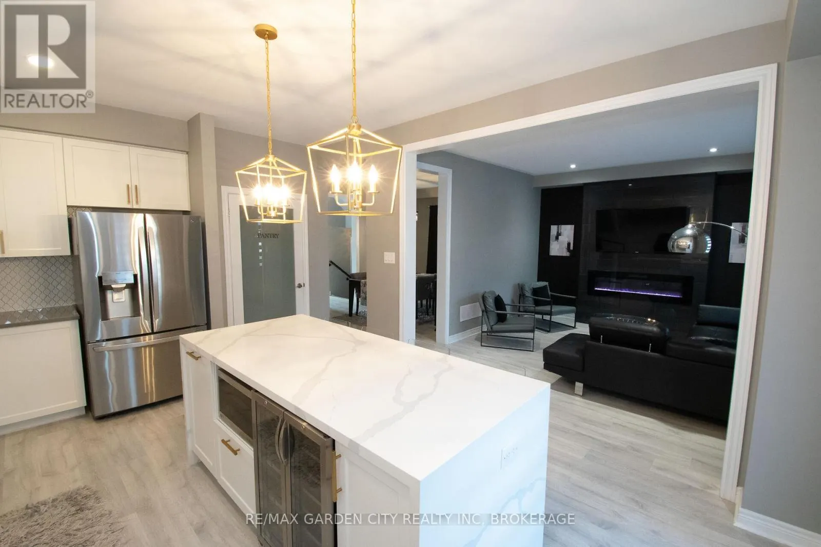 229 SHOREVIEW DRIVE