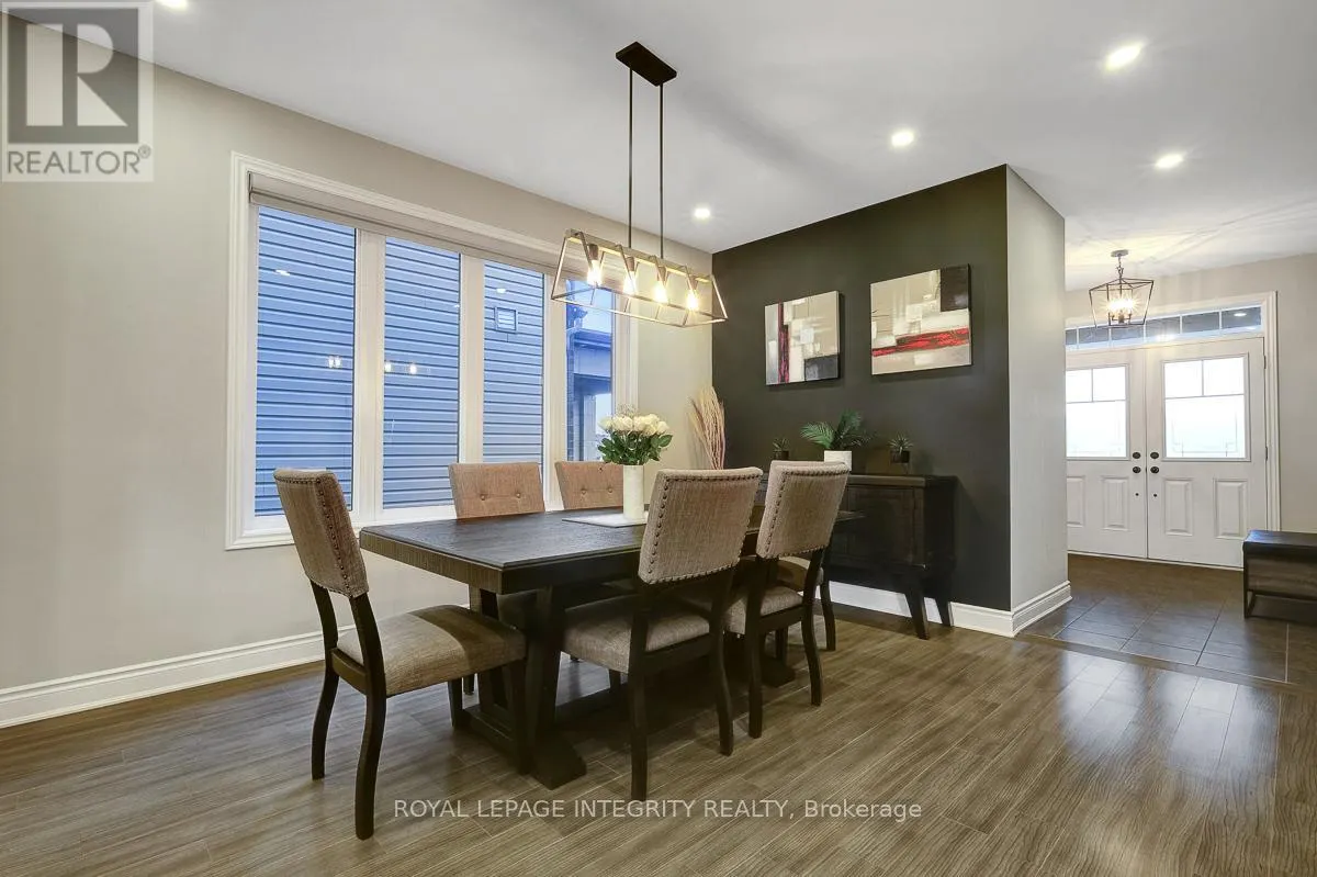 547 PARADE DRIVE