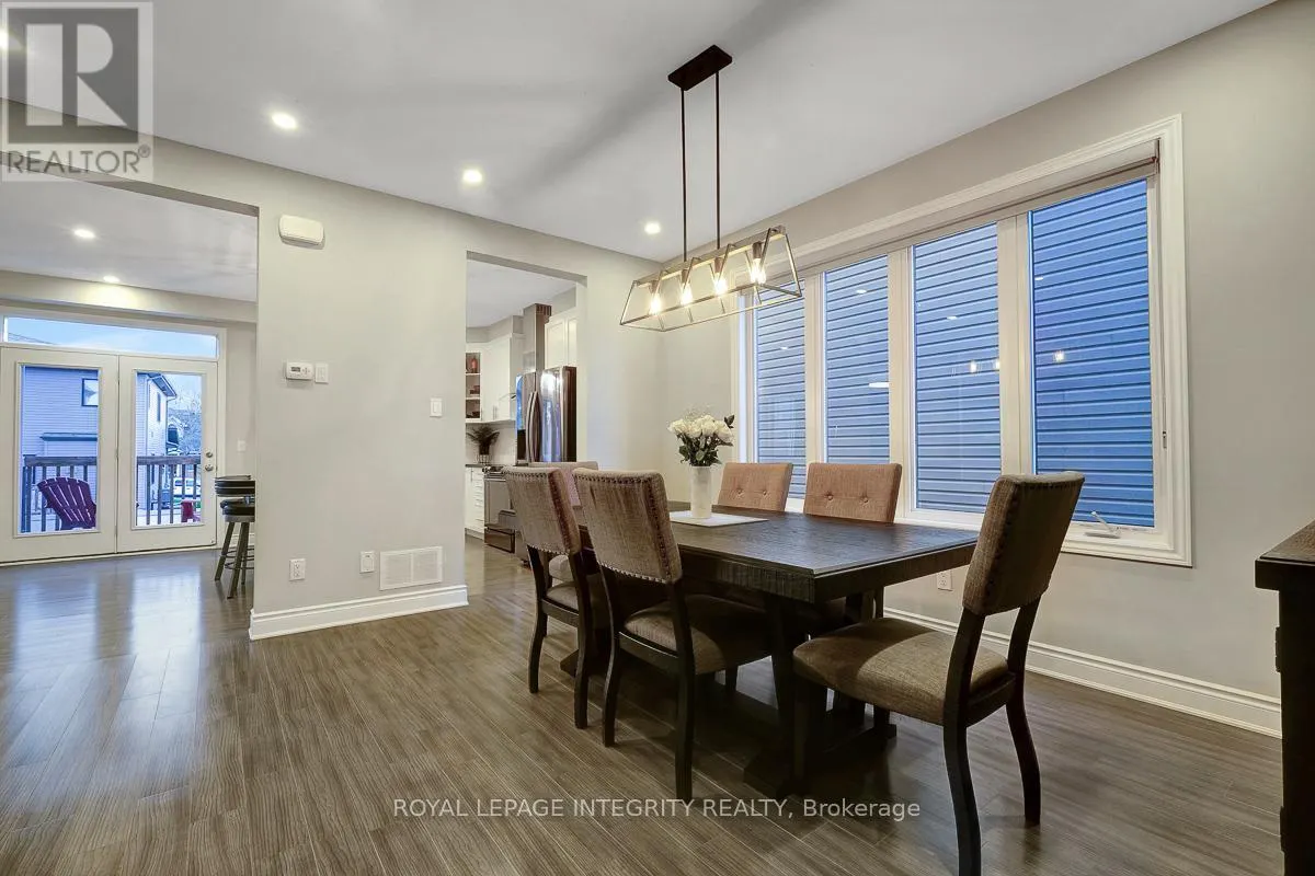 547 PARADE DRIVE