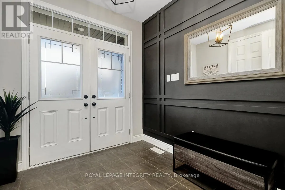 547 PARADE DRIVE