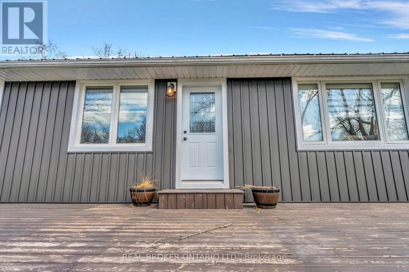 1684 HAZEN ROAD