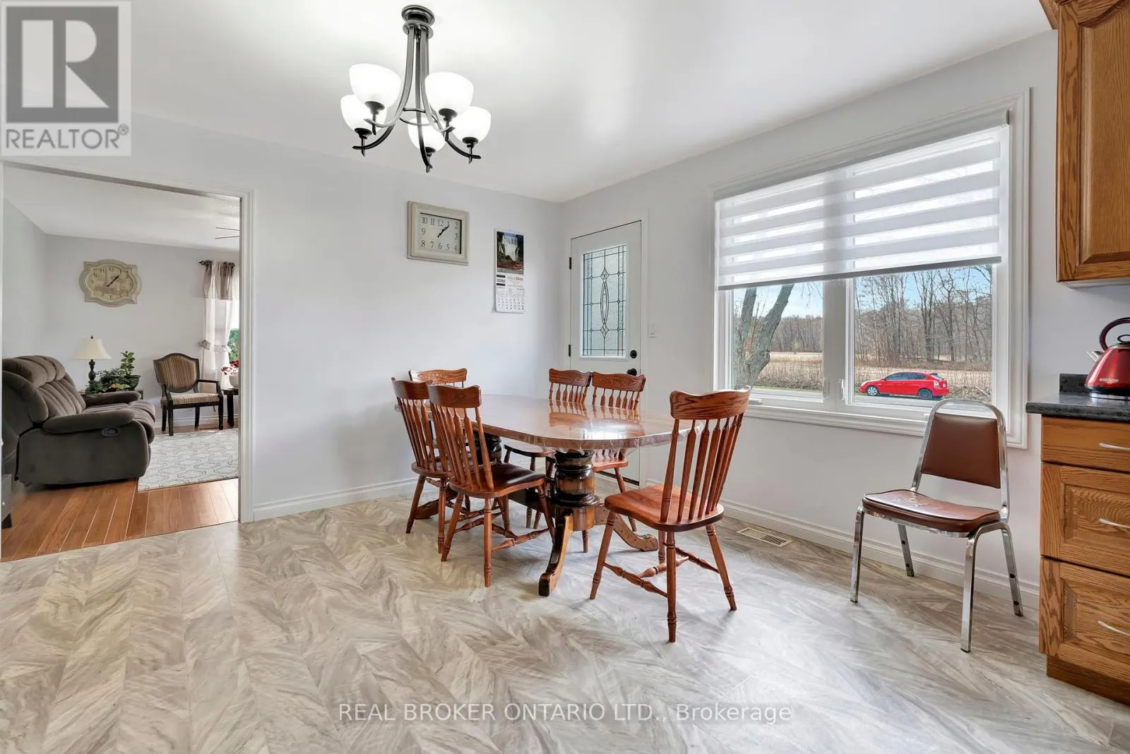 1684 HAZEN ROAD