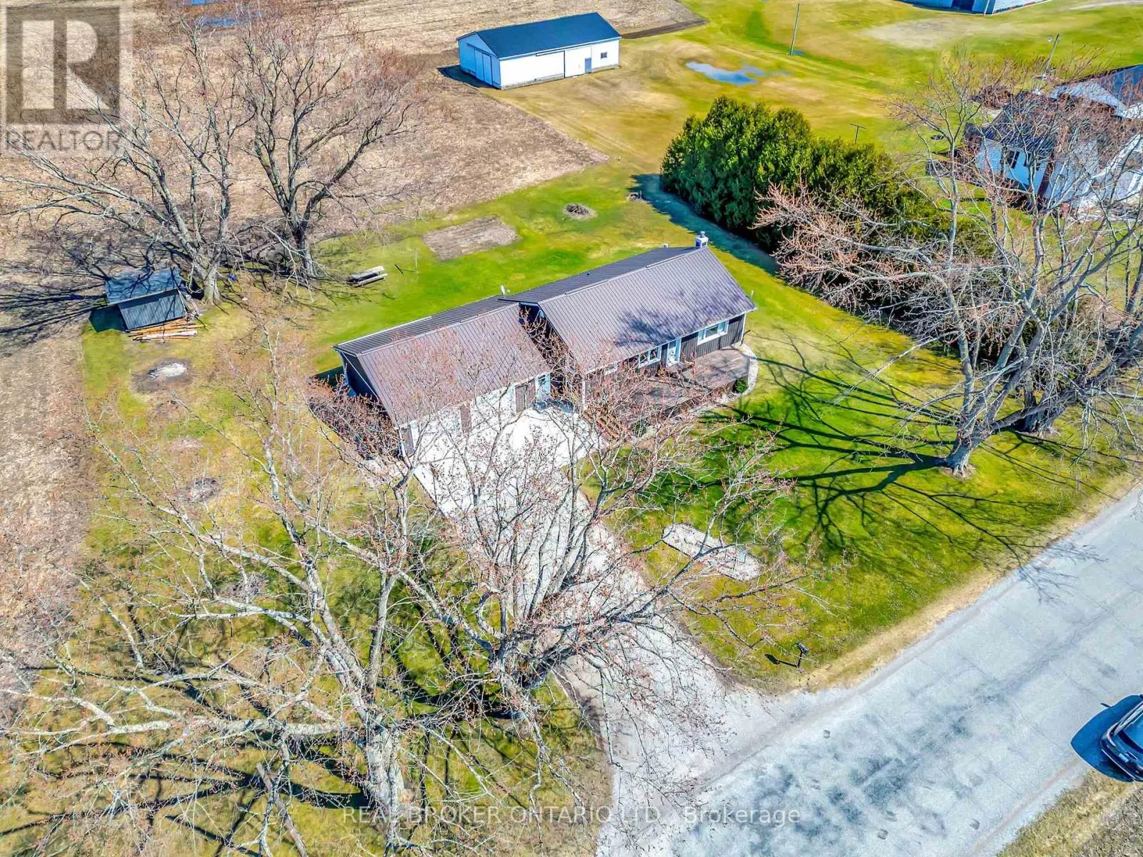 1684 HAZEN ROAD