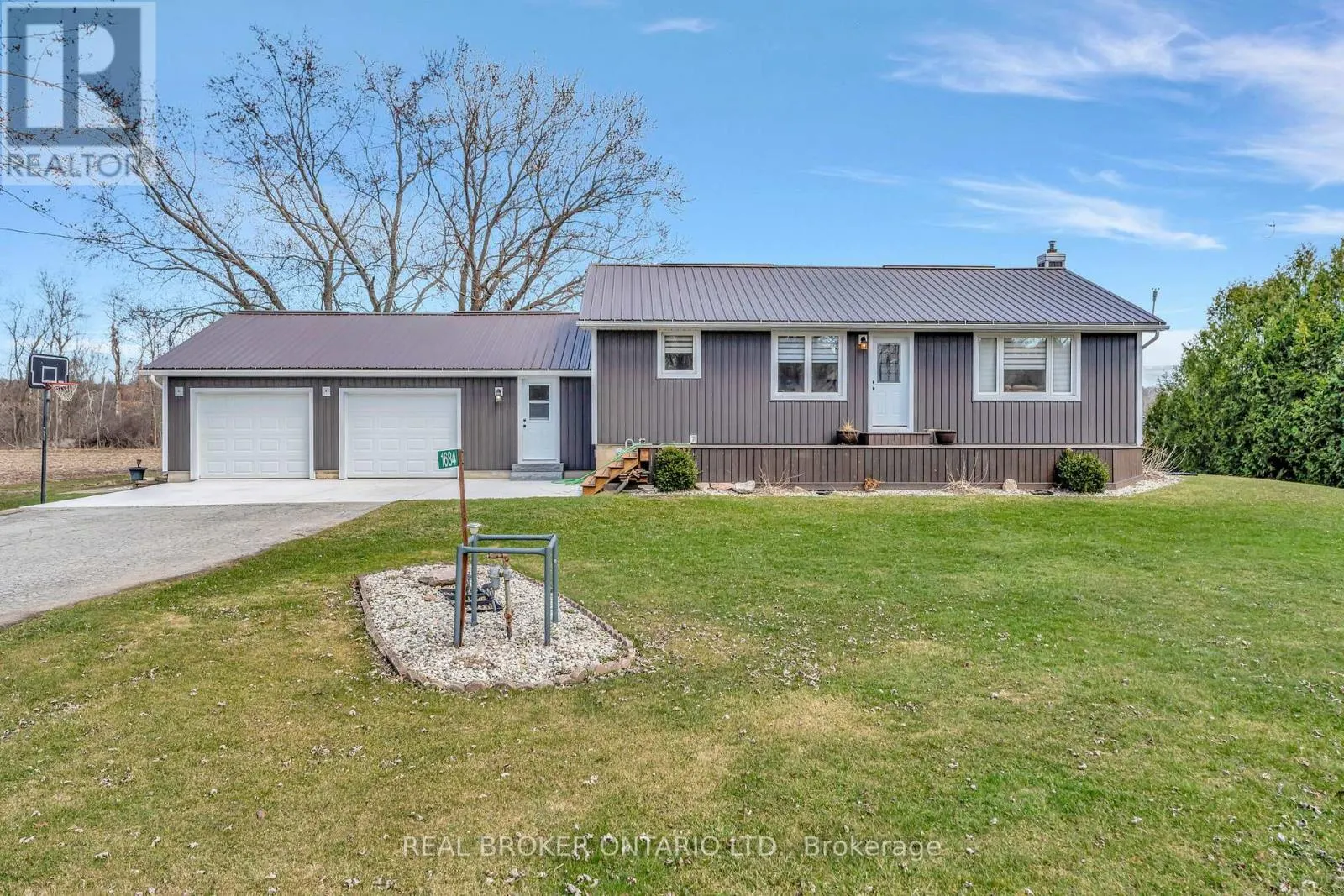1684 HAZEN ROAD