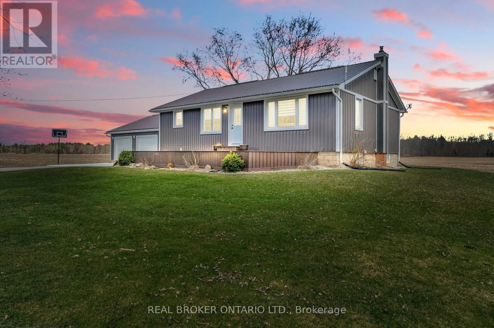 1684 HAZEN ROAD