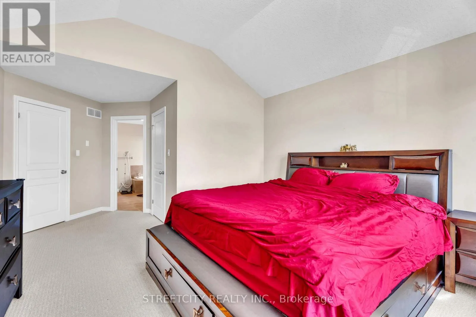 1189 SANDBAR STREET